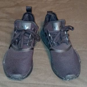 Adidas NMD r1 triple black